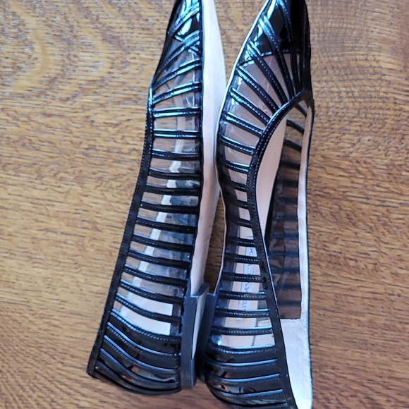 JIMMY CHOO ROMY PATENT LEATHER FLATS! - Picture 8 of 16